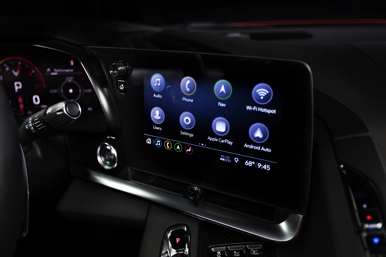 NFC, обновления по воздуху, LTE и запись видео разрешением Full HD. Это не смартфон, а новый Chevrolet Corvette Stingray 2020